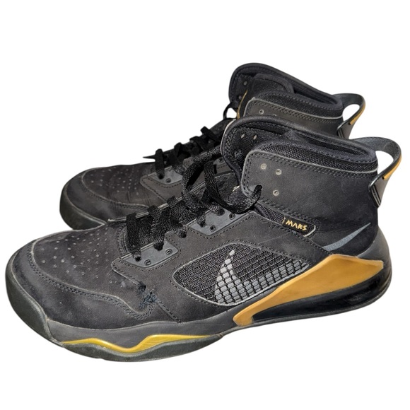 Nike Other - Nike Air Jordan Mars 270 Size 10 Mens